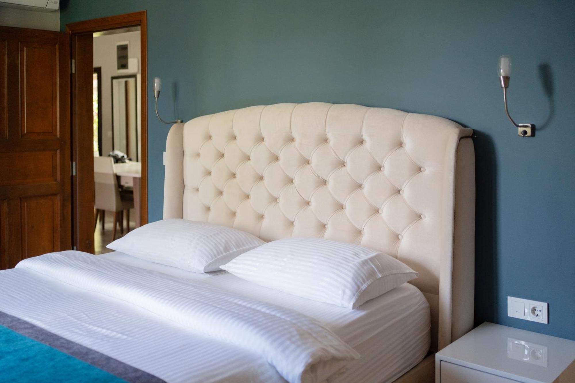 Azur Hotel Çıralı Exteriör bild